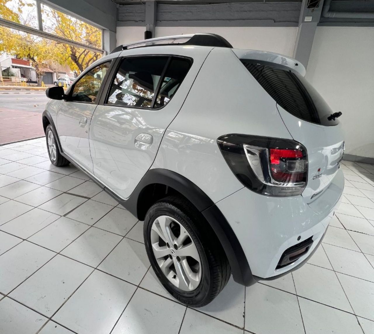 Renault Sandero Usado en Mendoza, deRuedas