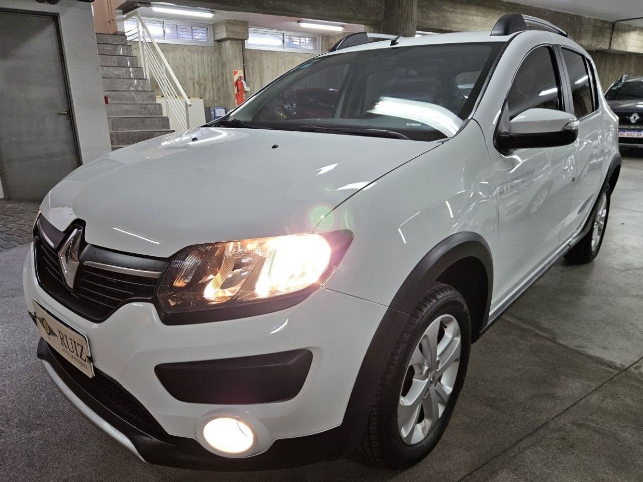 Renault Sandero Usado Financiado en Córdoba, deRuedas