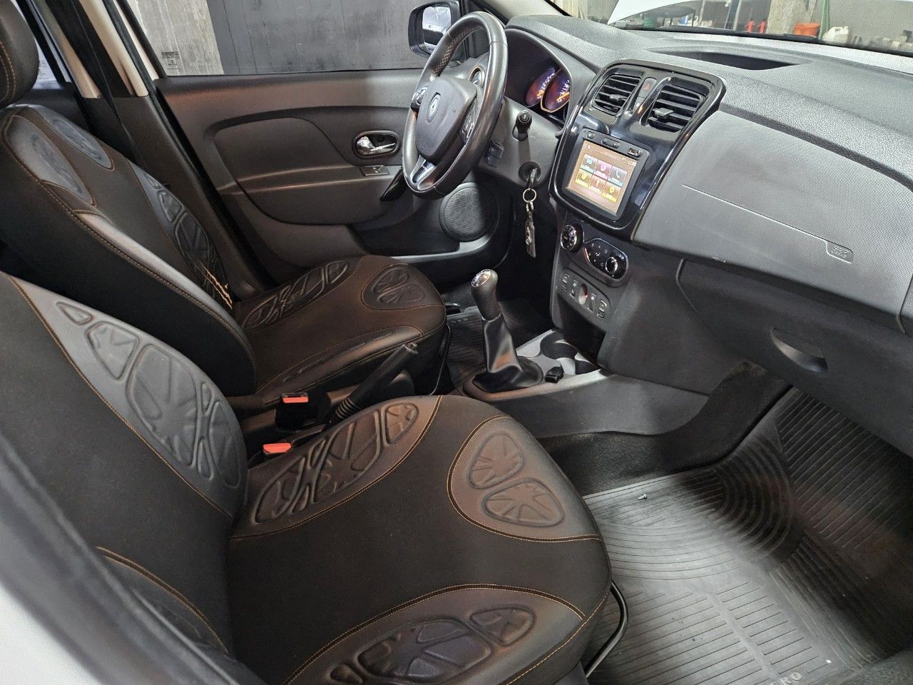 Renault Sandero Usado Financiado en Córdoba, deRuedas