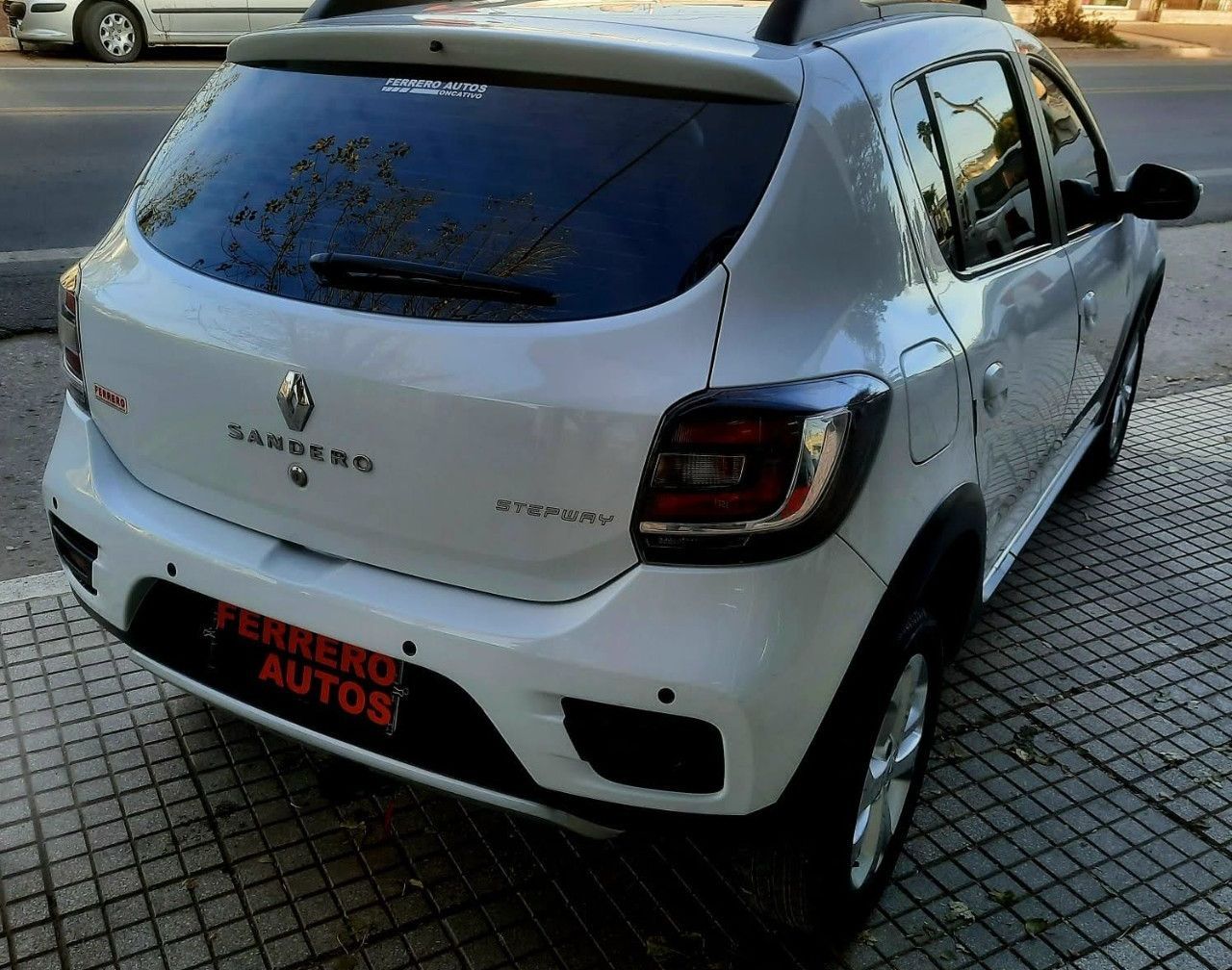 Renault Sandero Usado Financiado en Córdoba, deRuedas