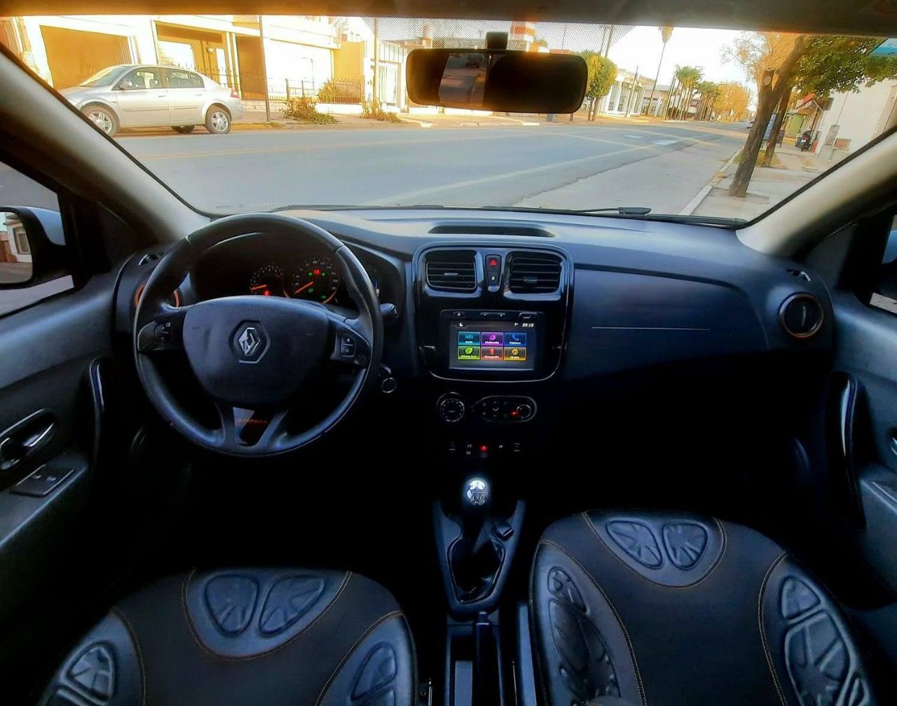 Renault Sandero Usado Financiado en Córdoba, deRuedas
