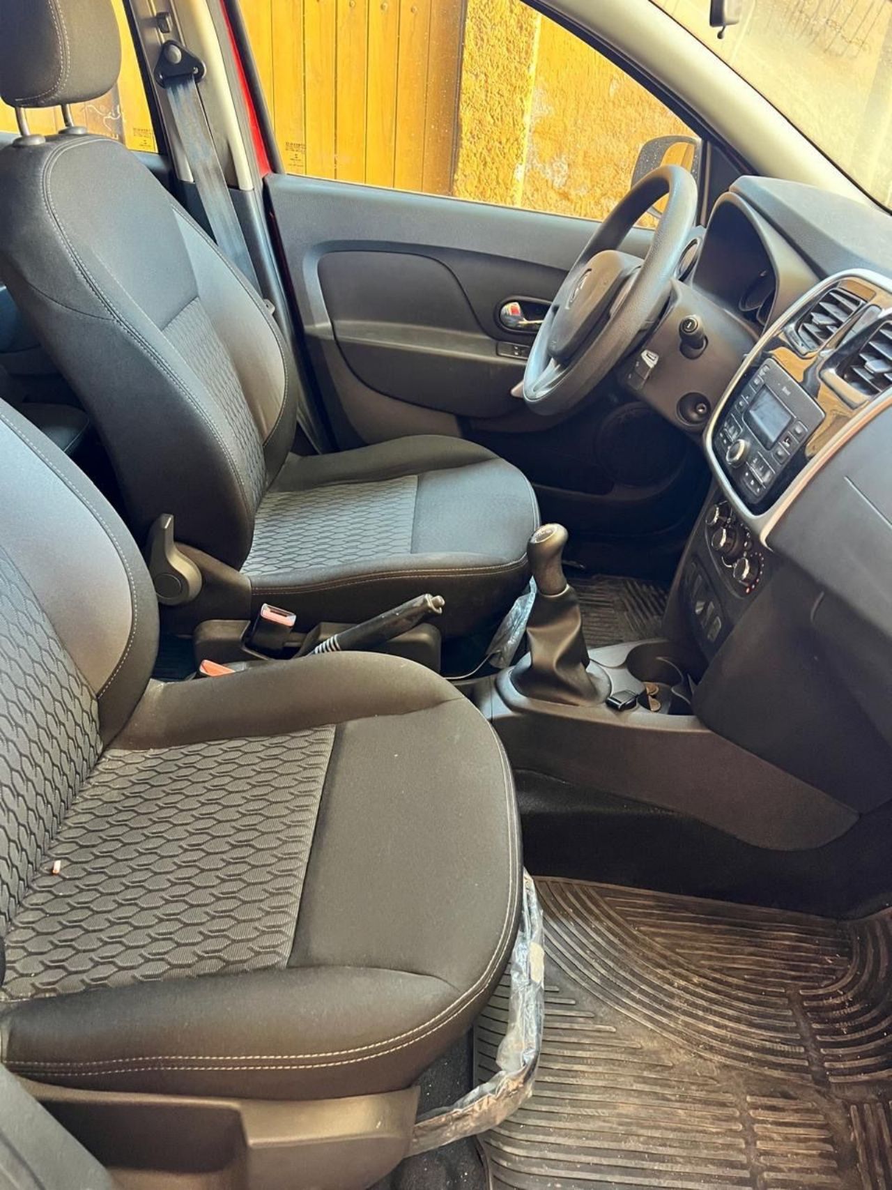 Renault Sandero Usado en Mendoza, deRuedas