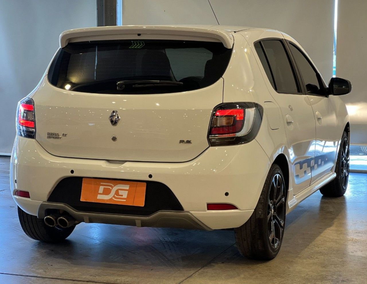 Renault Sandero Usado Financiado en Córdoba, deRuedas