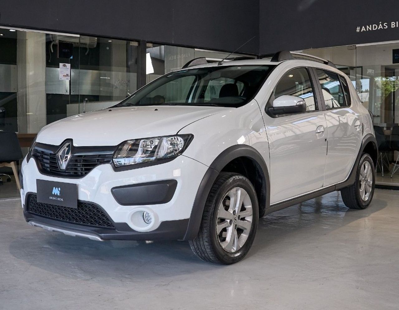 Renault Sandero Usado Financiado en Córdoba, deRuedas
