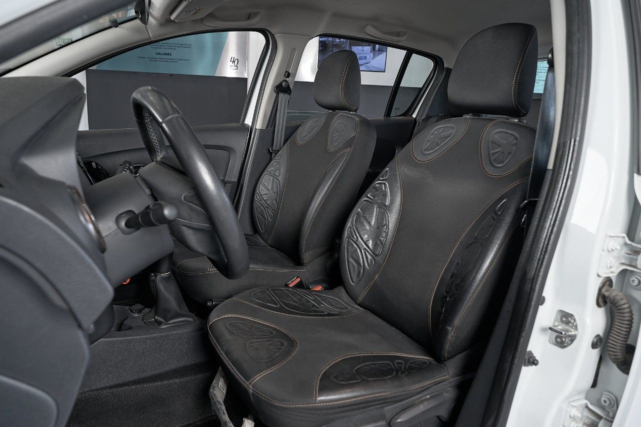 Renault Sandero Usado Financiado en Córdoba, deRuedas