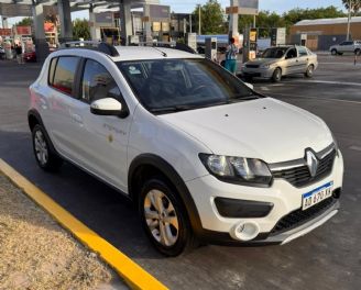 Renault Sandero Usado en Mendoza