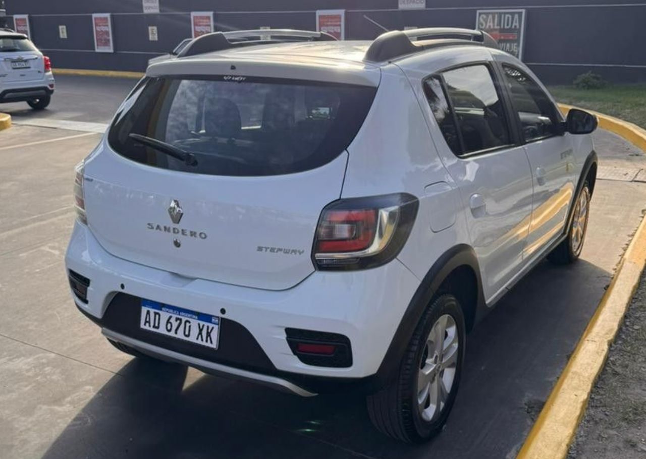 Renault Sandero Usado en Mendoza, deRuedas