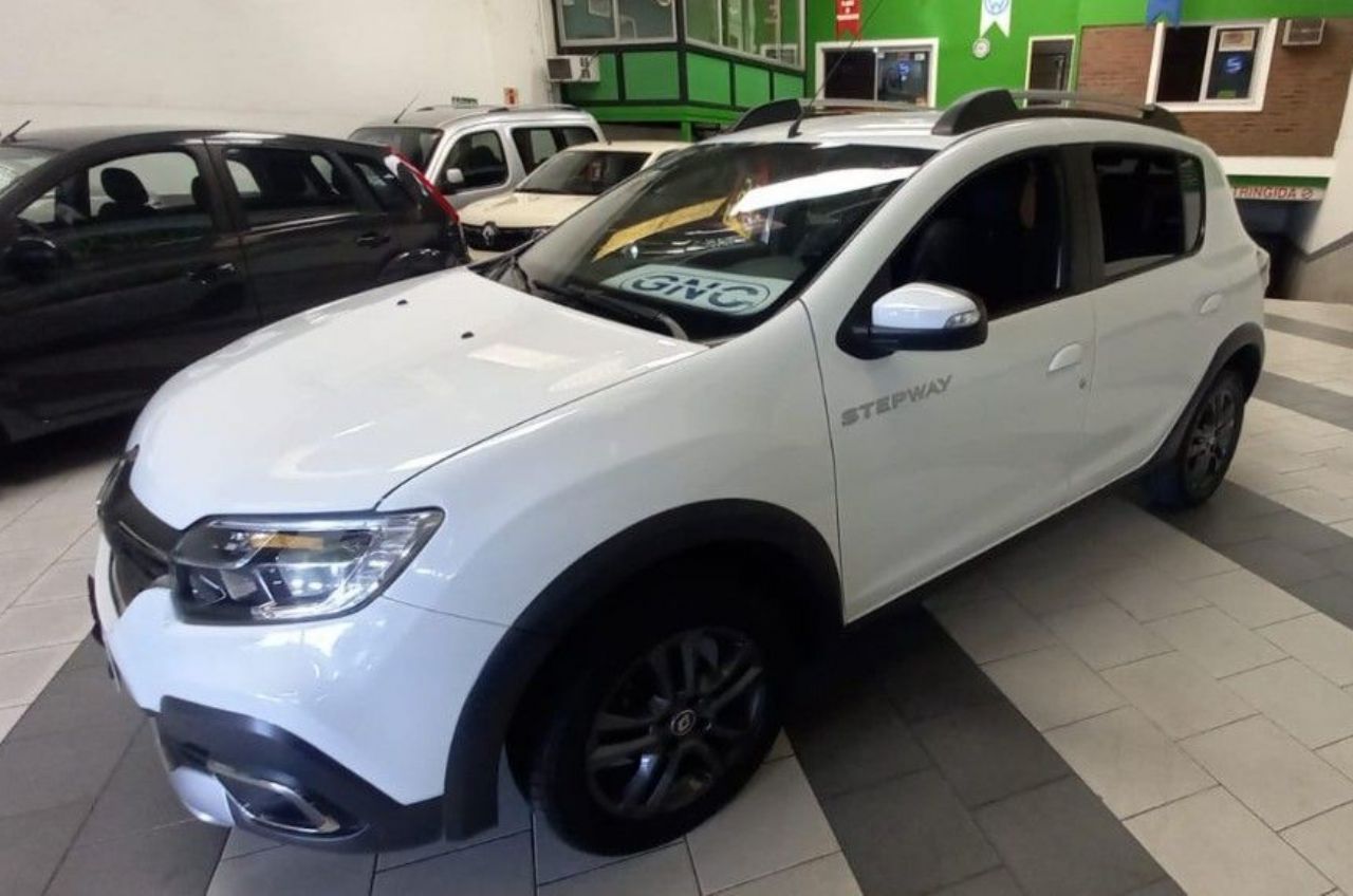 Renault Sandero Usado Financiado en Córdoba, deRuedas