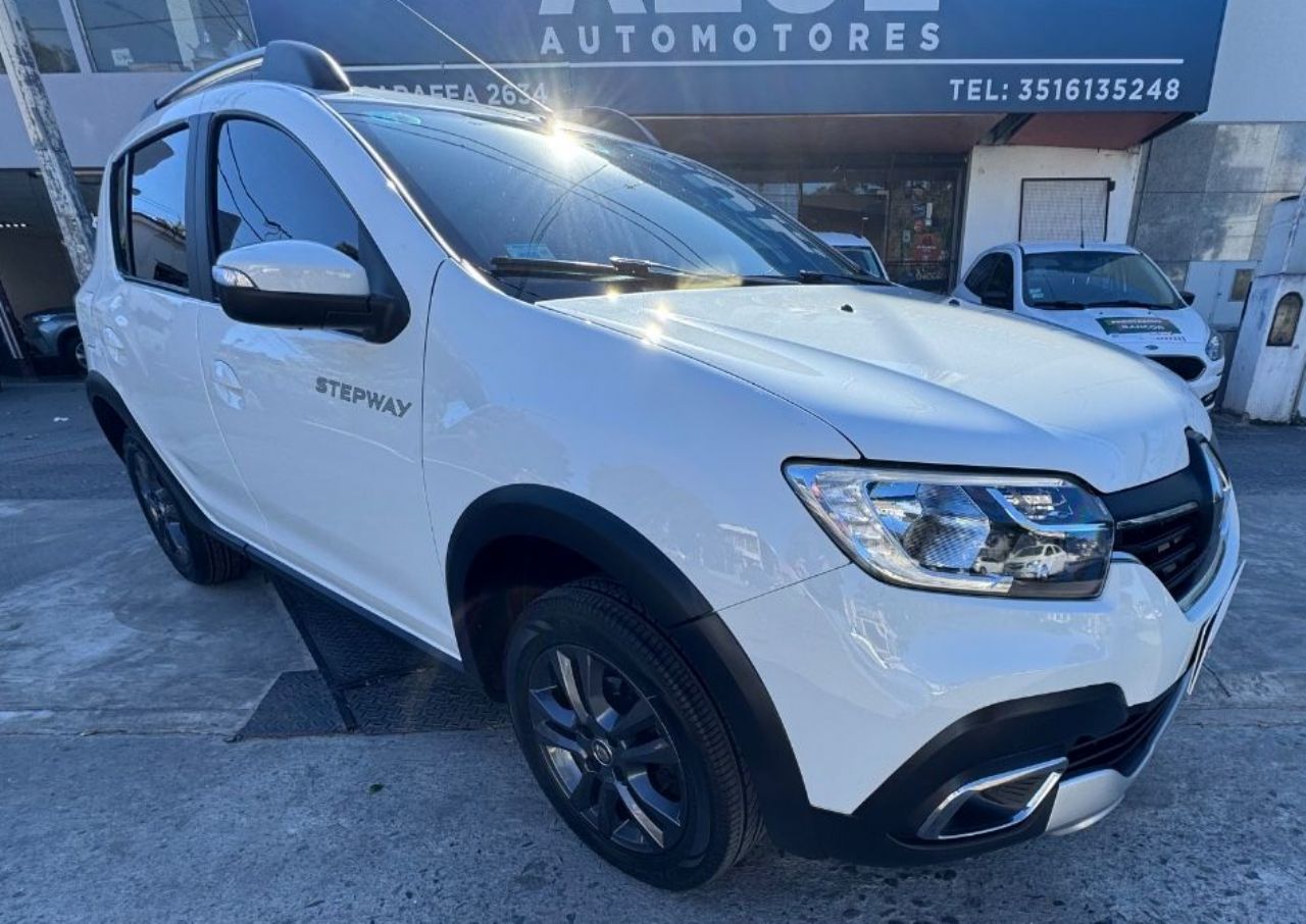 Renault Sandero Usado Financiado en Córdoba, deRuedas