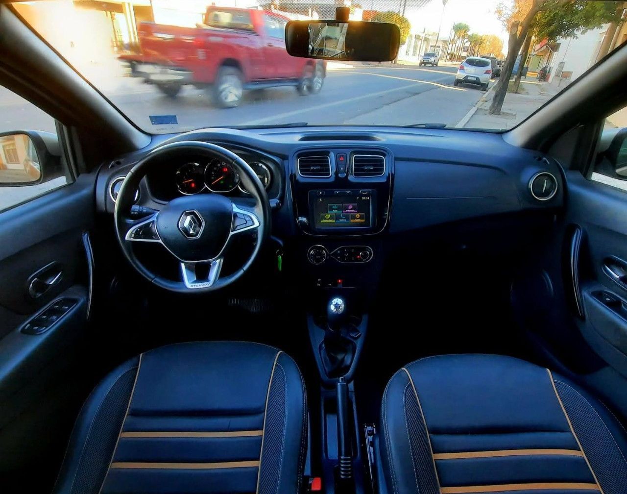 Renault Sandero Usado Financiado en Córdoba, deRuedas