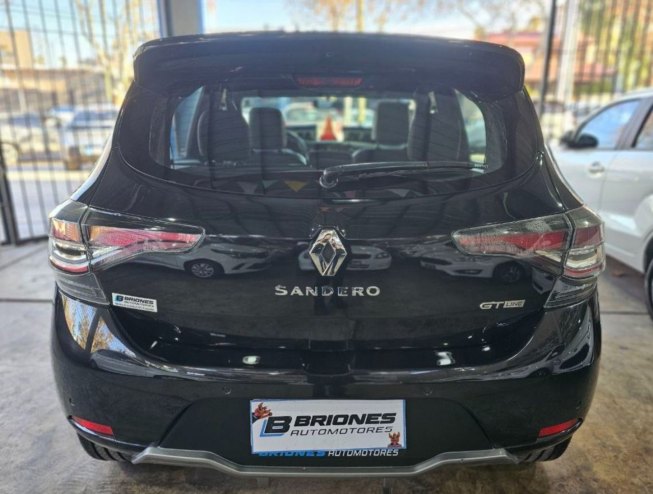 Renault Sandero Usado en Mendoza, deRuedas