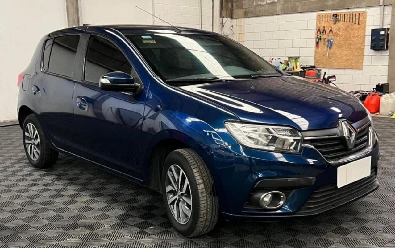 Renault Sandero Usado Financiado en Córdoba, deRuedas