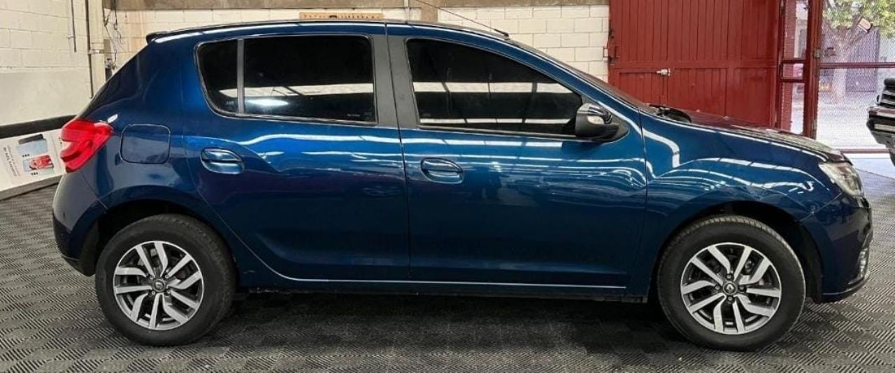 Renault Sandero Usado Financiado en Córdoba, deRuedas