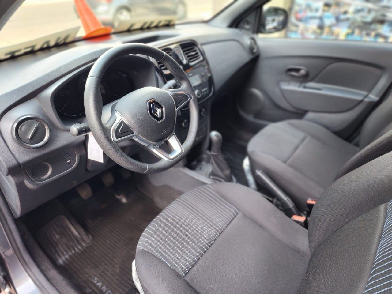Renault Sandero Usado en Mendoza, deRuedas