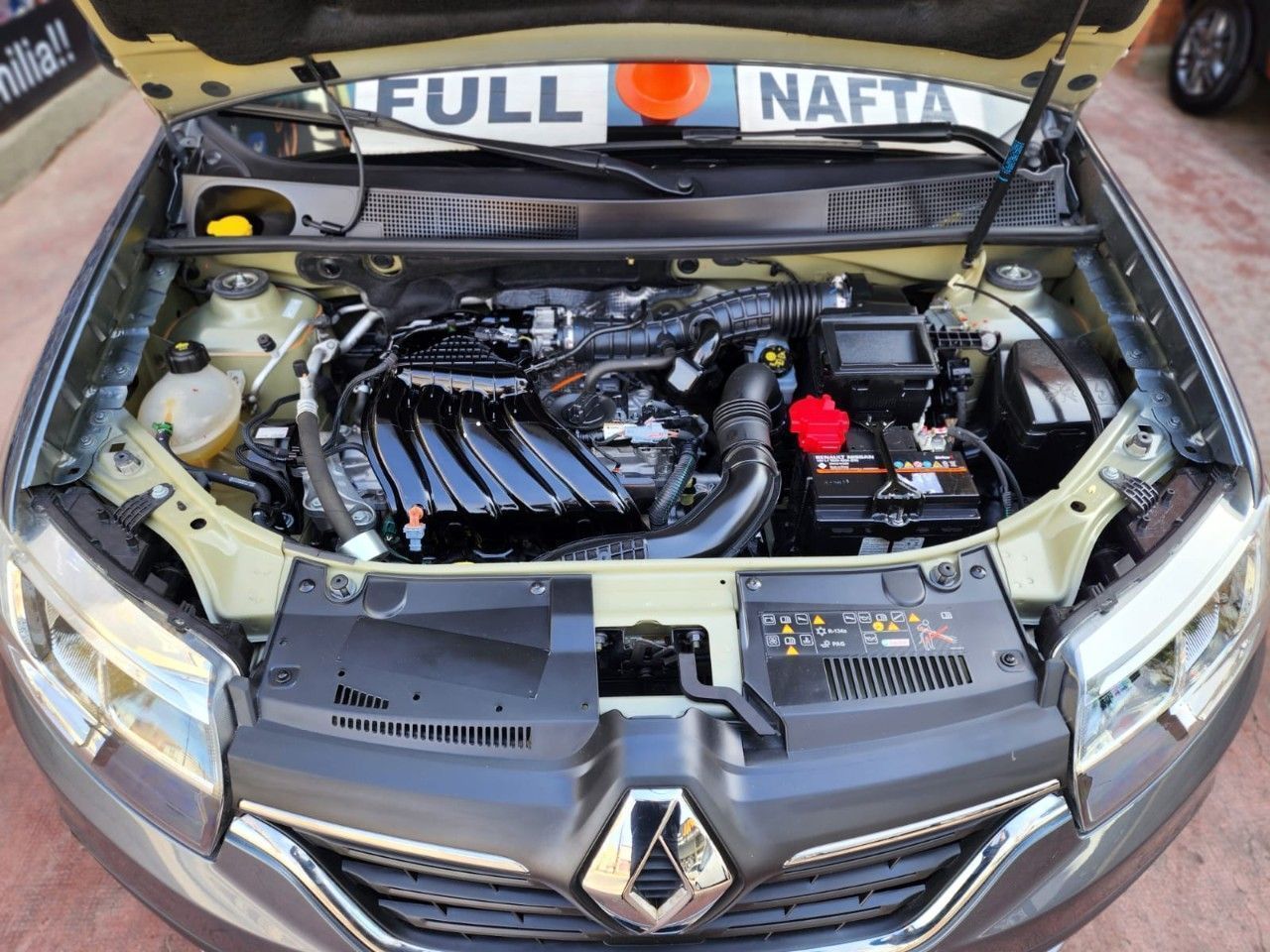Renault Sandero Usado en Mendoza, deRuedas