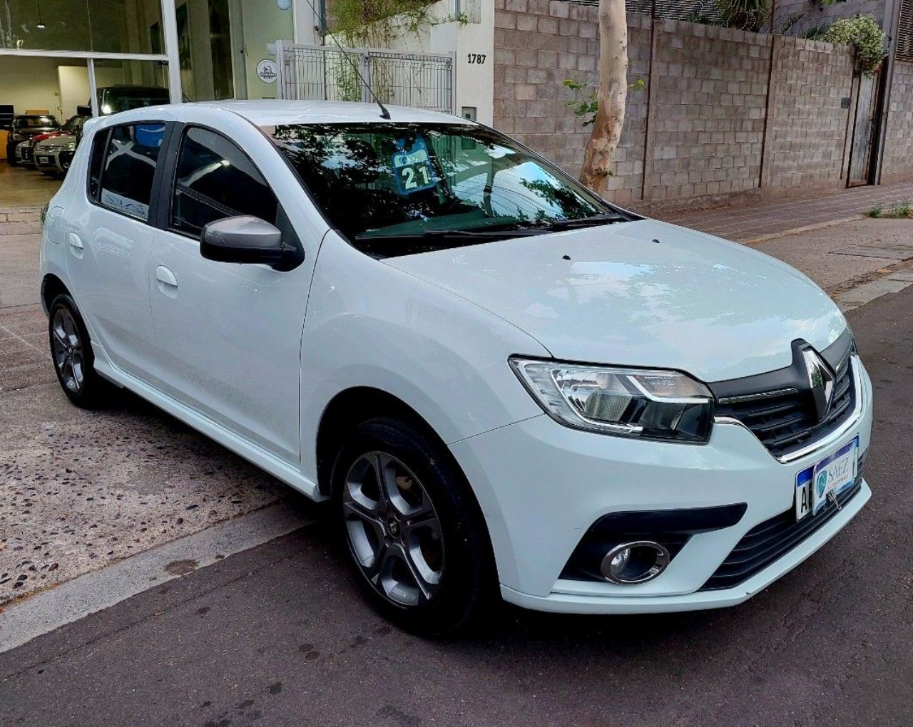 Renault Sandero Usado Financiado en Mendoza, deRuedas
