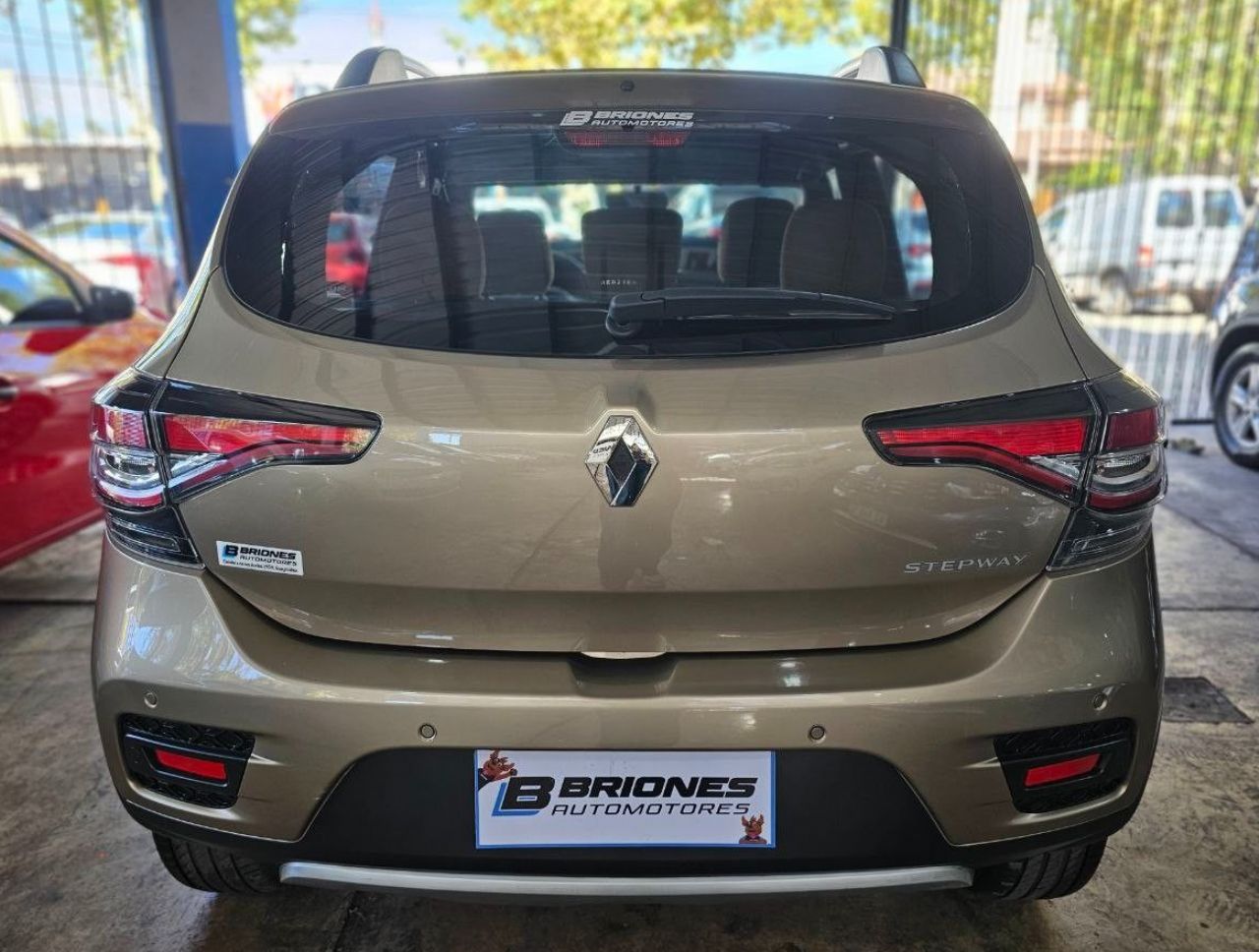 Renault Sandero Usado en Mendoza, deRuedas