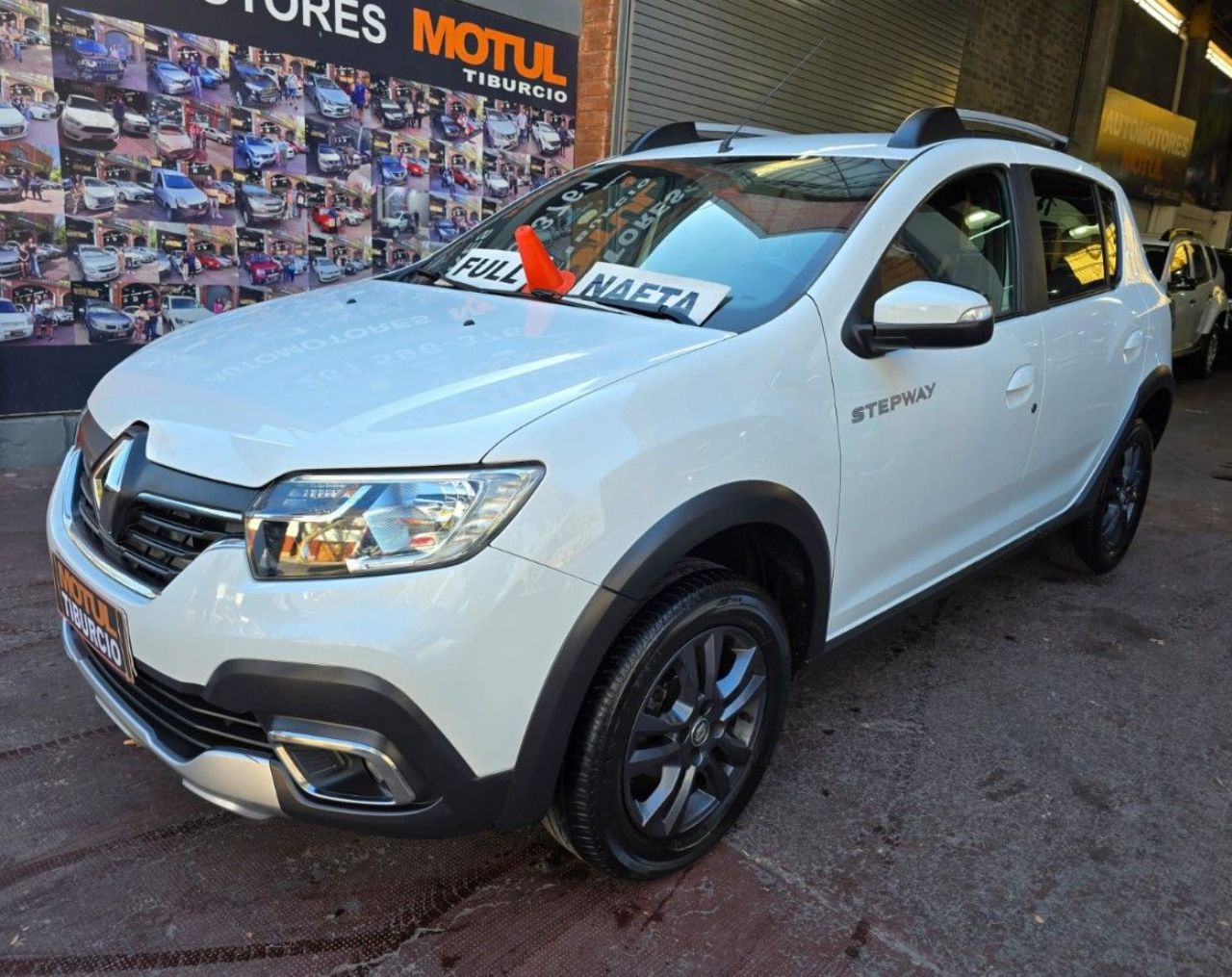 Renault Sandero Usado Financiado en Mendoza, deRuedas