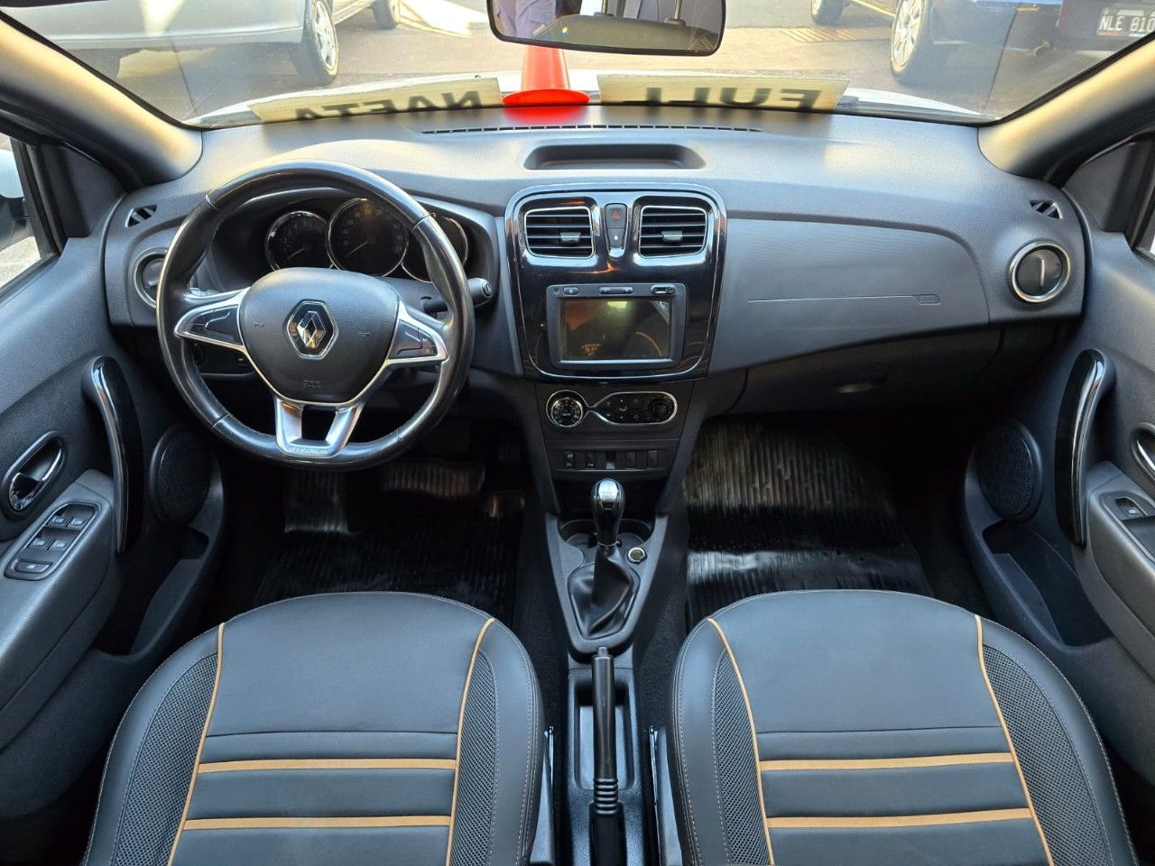 Renault Sandero Usado Financiado en Mendoza, deRuedas