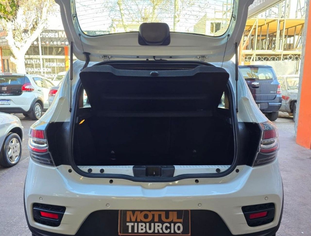 Renault Sandero Usado Financiado en Mendoza, deRuedas