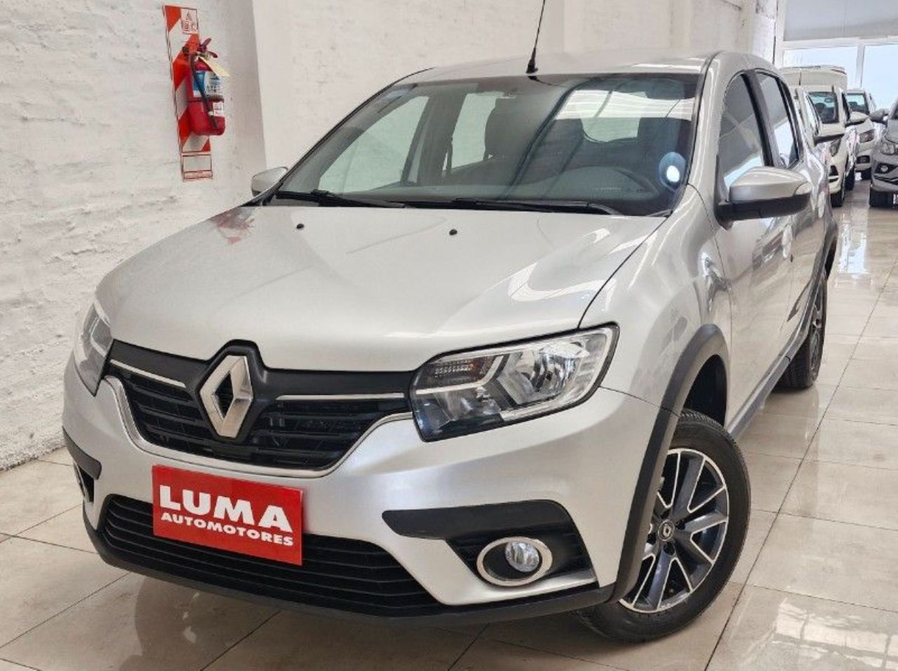 Renault Sandero Usado Financiado en Mendoza, deRuedas