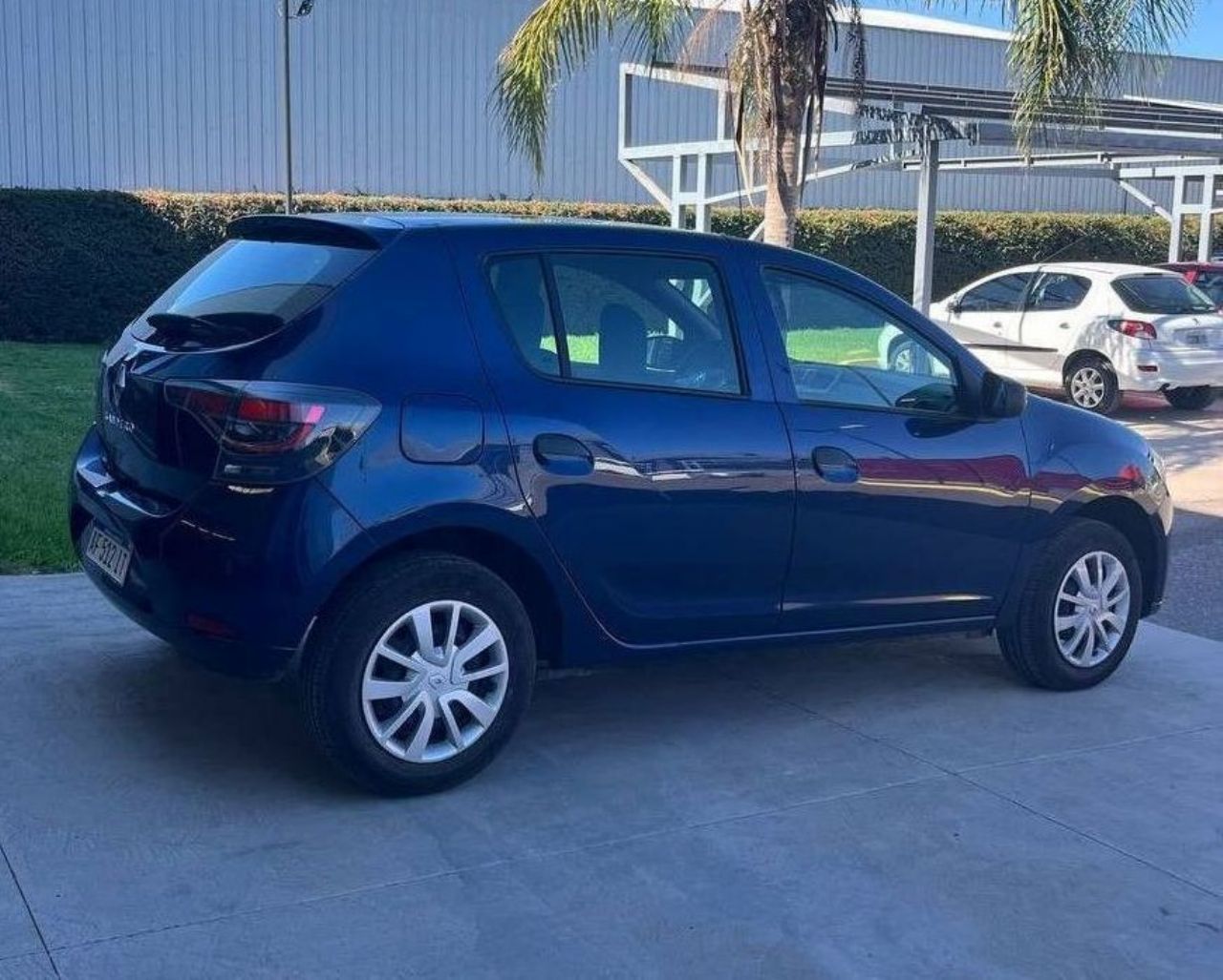 Renault Sandero Usado en San Juan, deRuedas