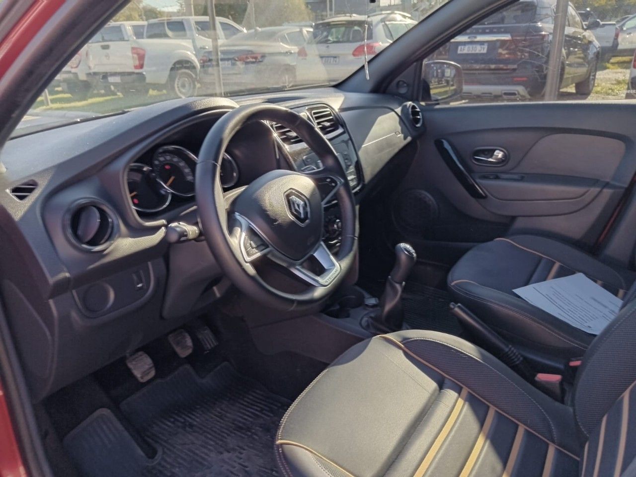 Renault Sandero Usado en Córdoba, deRuedas