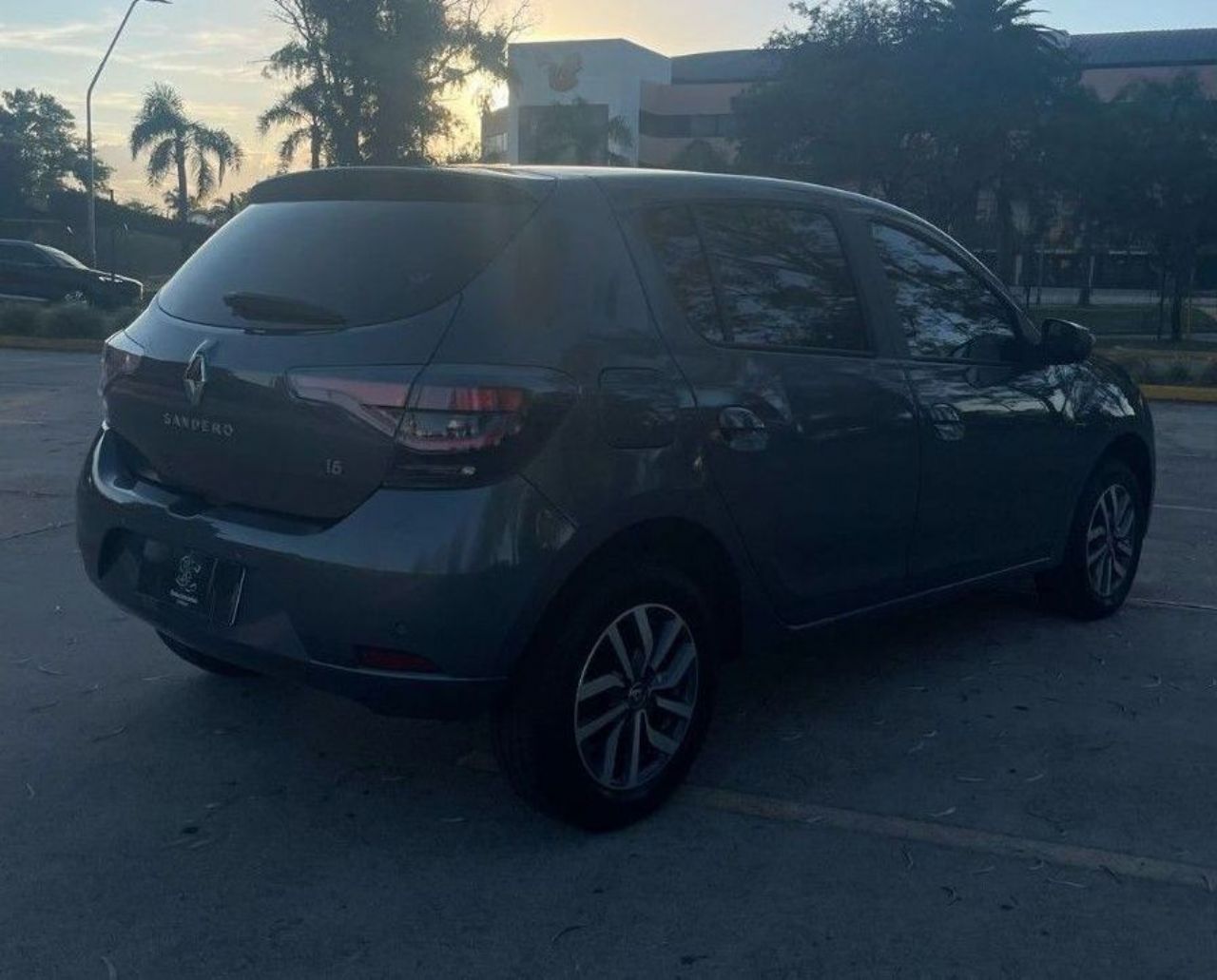 Renault Sandero Usado Financiado en Córdoba, deRuedas