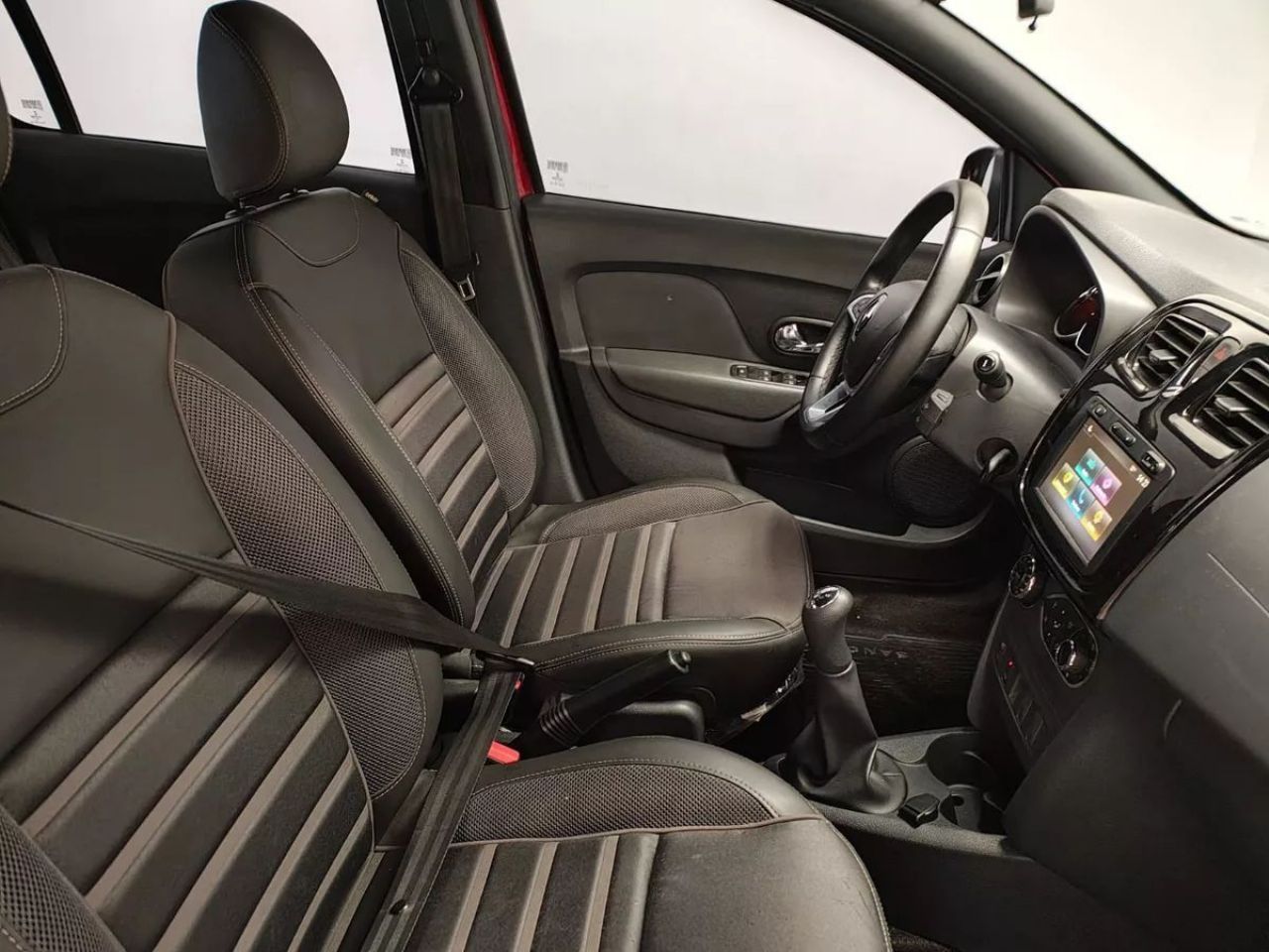 Renault Sandero Usado en Córdoba, deRuedas