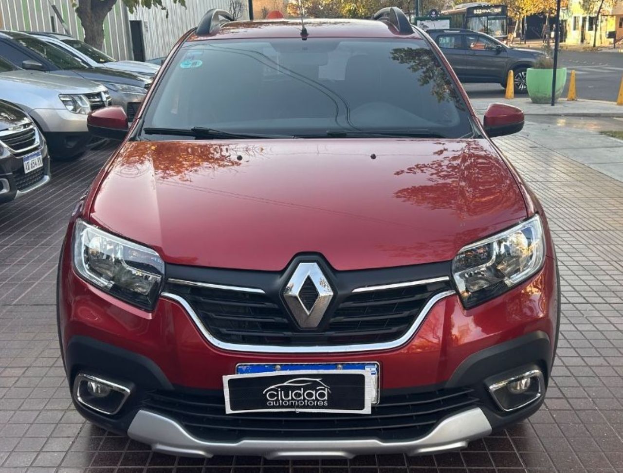 Renault Sandero Usado Financiado en Mendoza, deRuedas