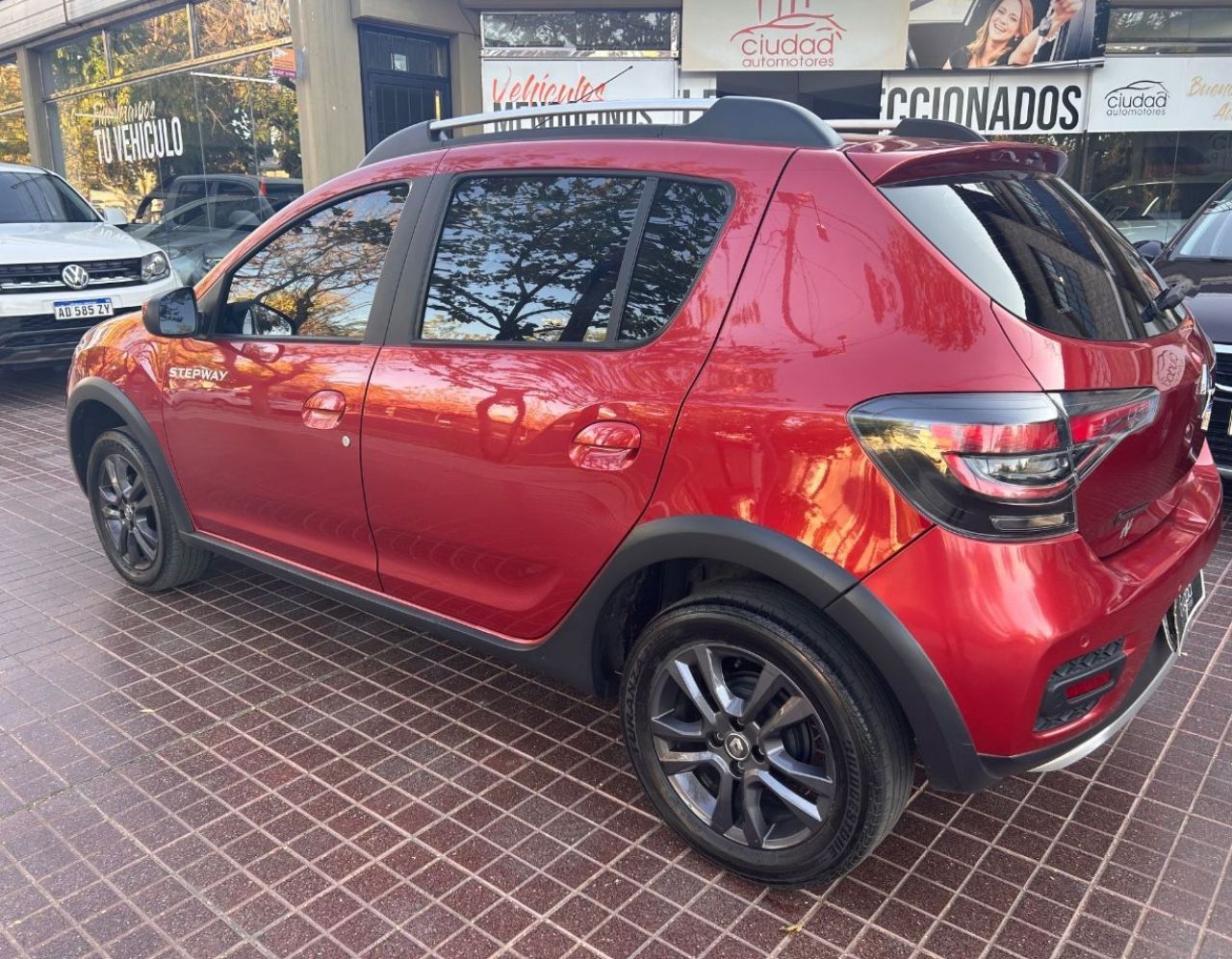 Renault Sandero Usado Financiado en Mendoza, deRuedas