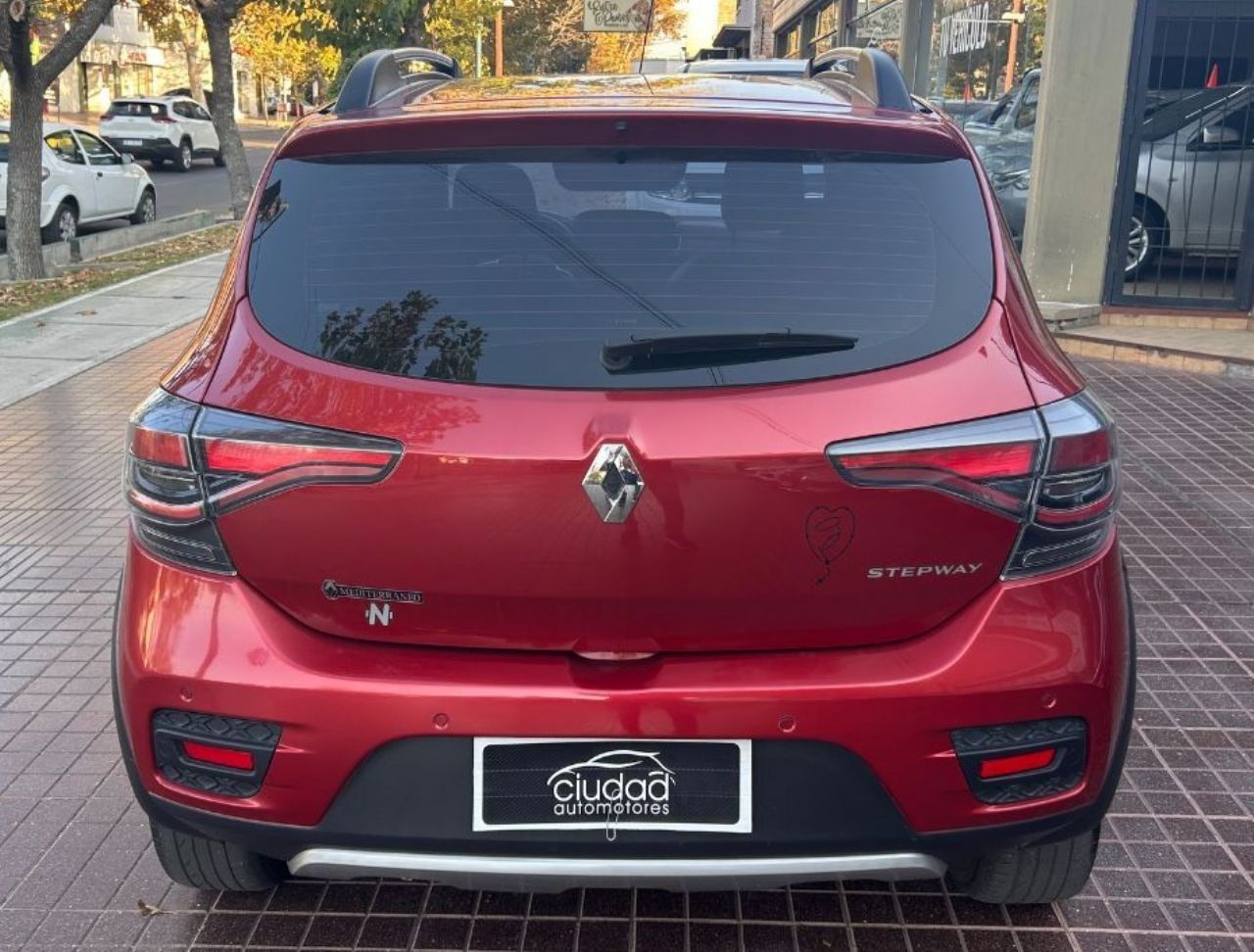 Renault Sandero Usado Financiado en Mendoza, deRuedas