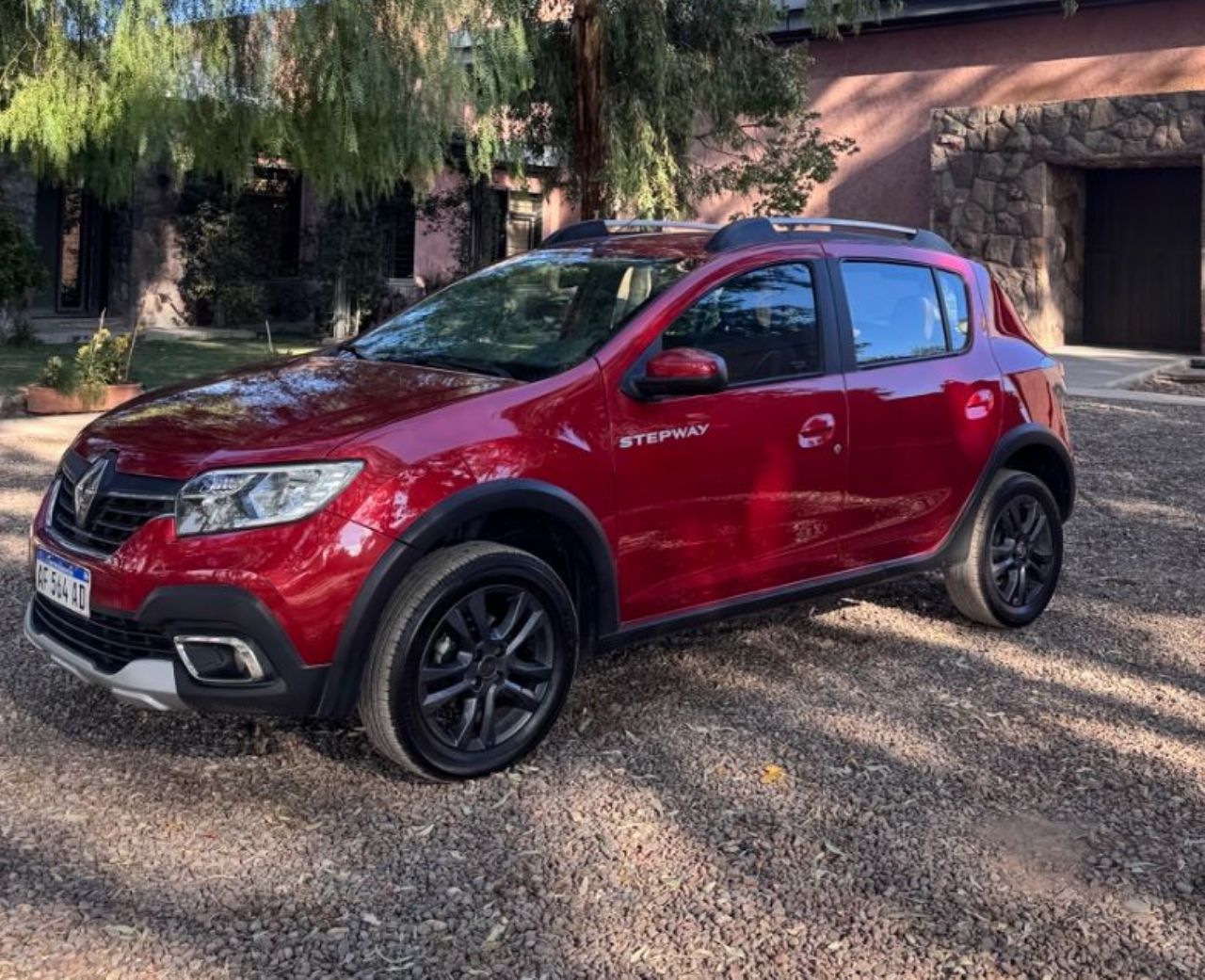Renault Sandero Usado en Mendoza, deRuedas