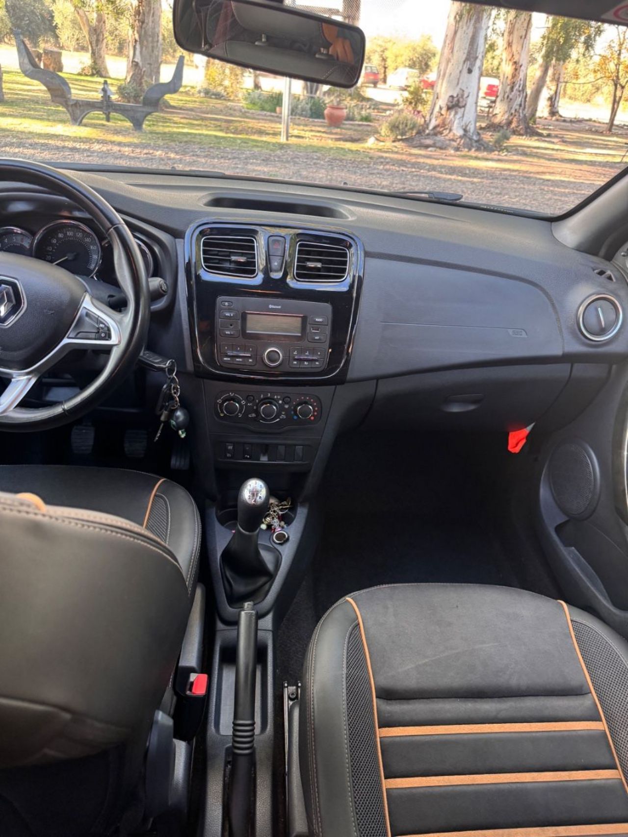 Renault Sandero Usado en Mendoza, deRuedas