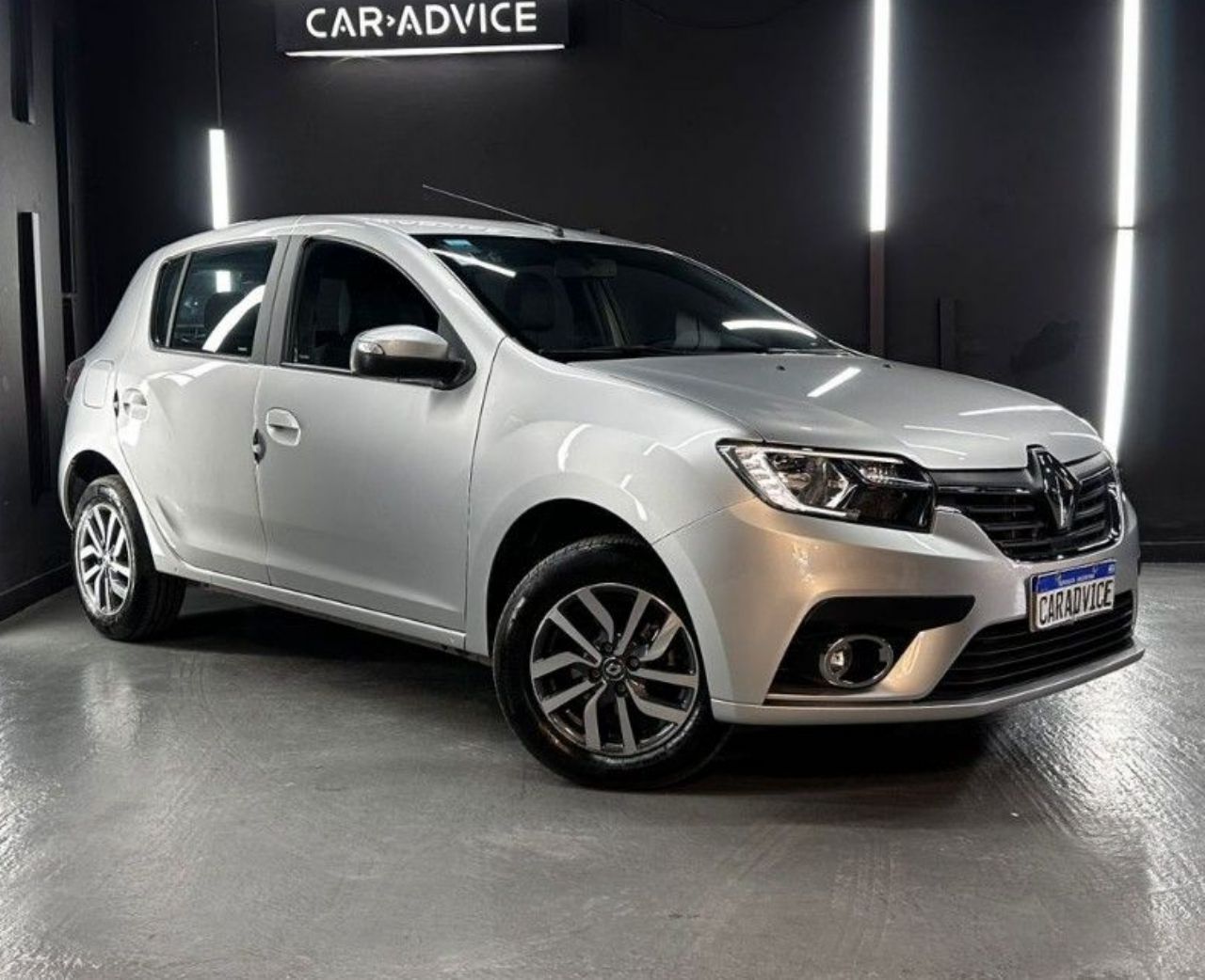 Renault Sandero Usado en Córdoba, deRuedas