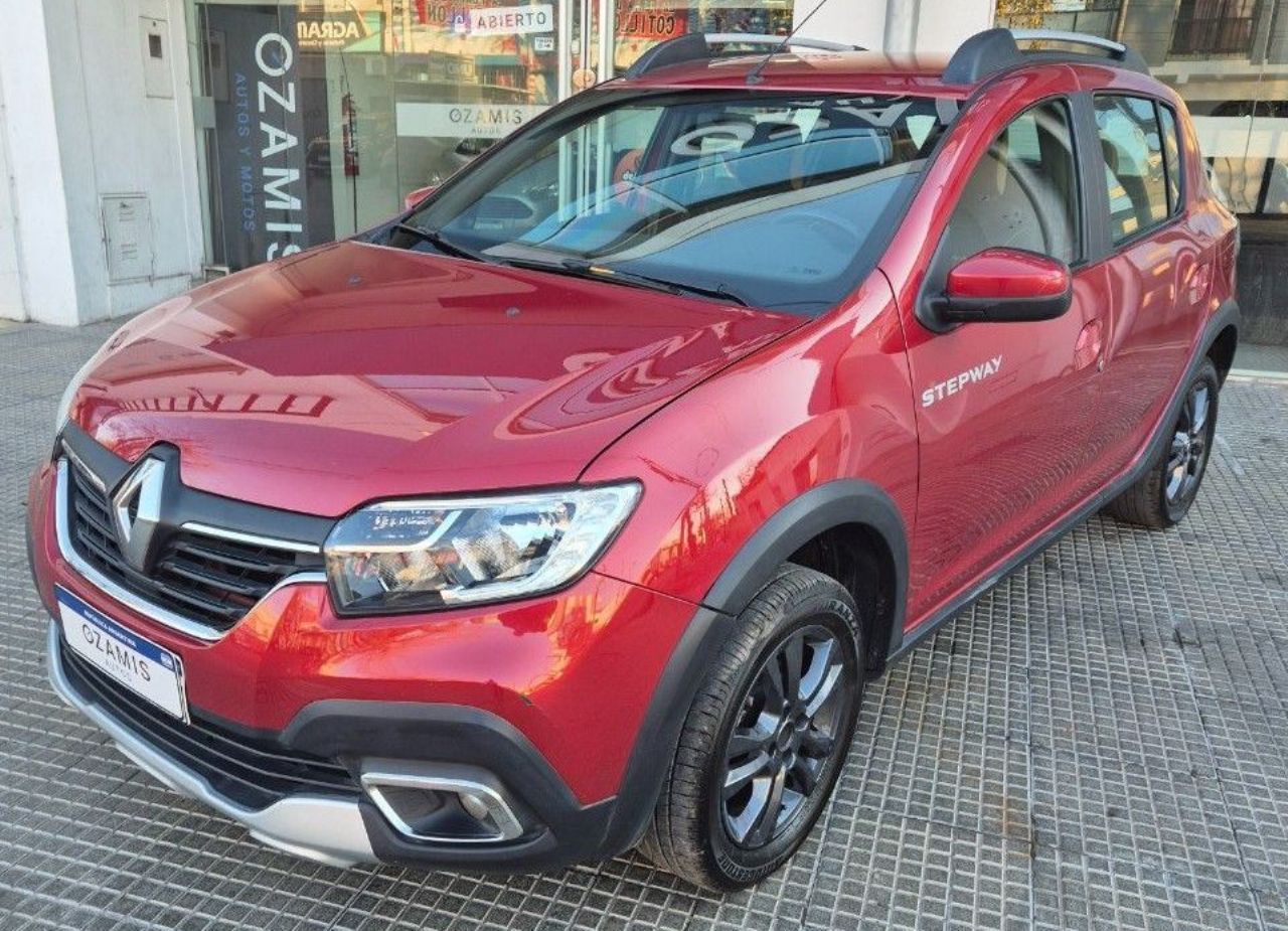 Renault Sandero Usado Financiado en Mendoza, deRuedas