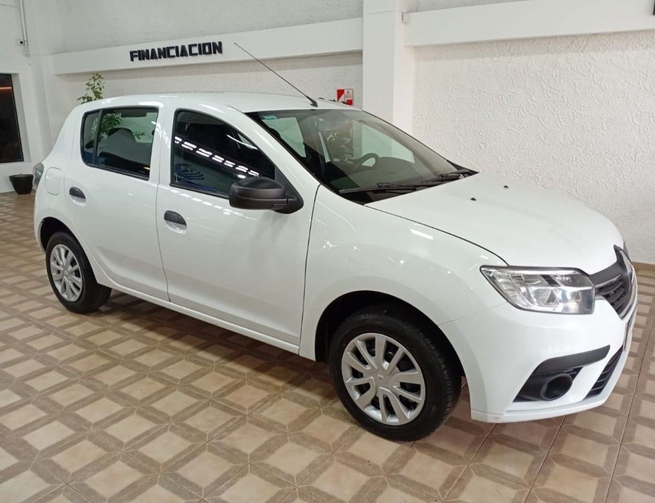 Renault Sandero Usado Financiado en Córdoba, deRuedas