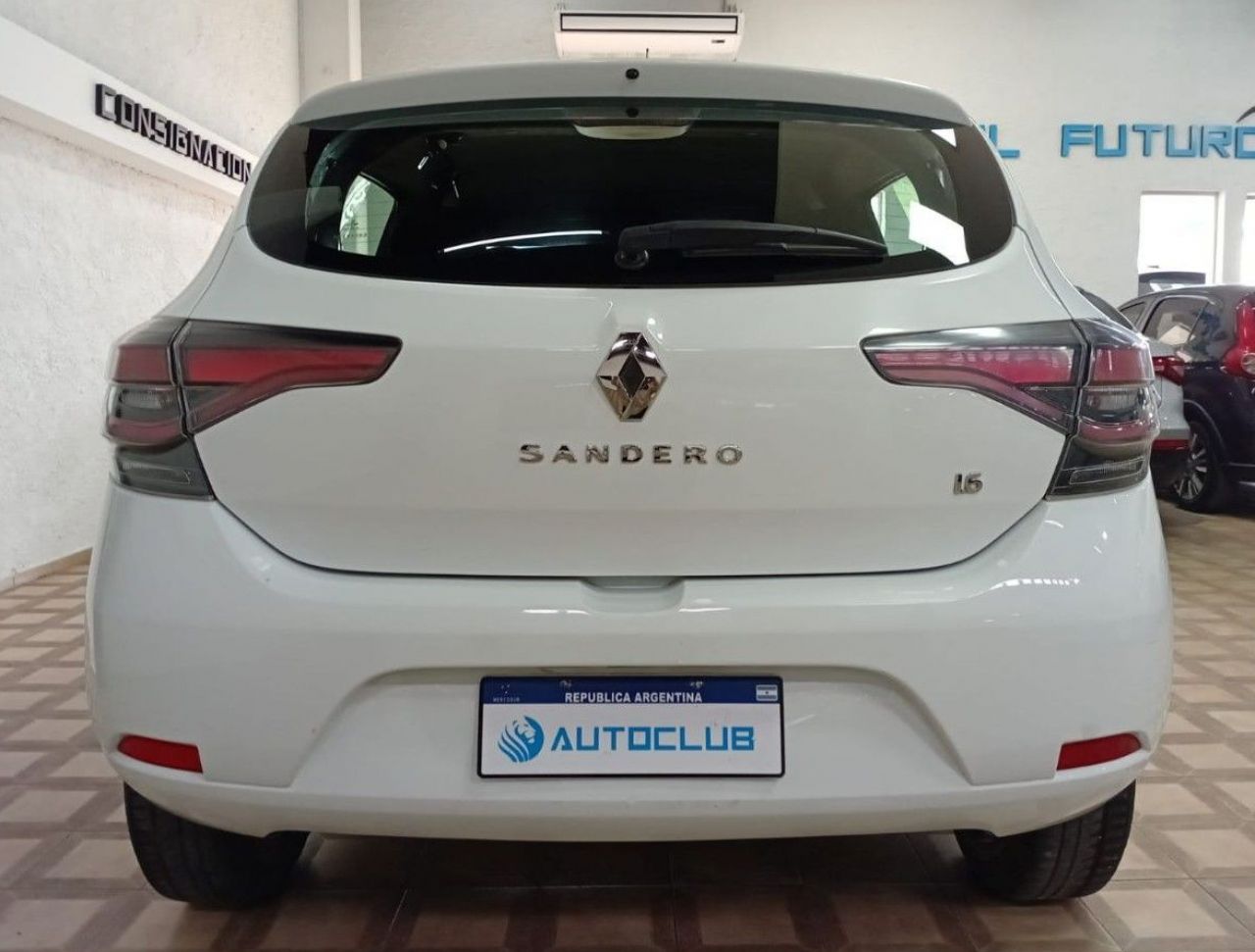 Renault Sandero Usado Financiado en Córdoba, deRuedas