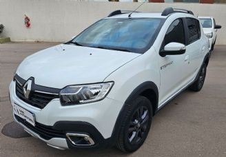 Renault Sandero Usado en Mendoza Financiado