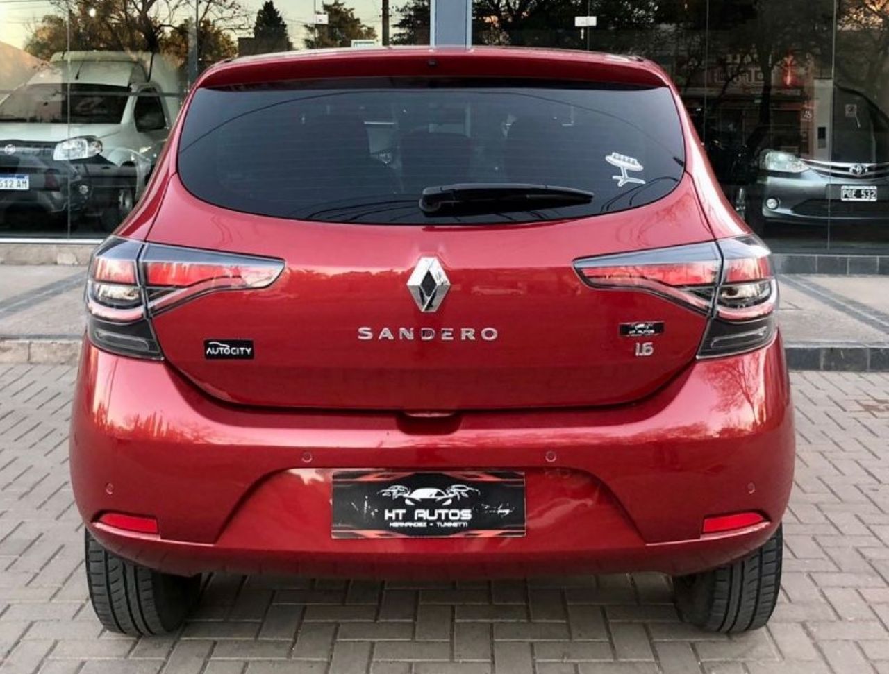 Renault Sandero Usado Financiado en Córdoba, deRuedas