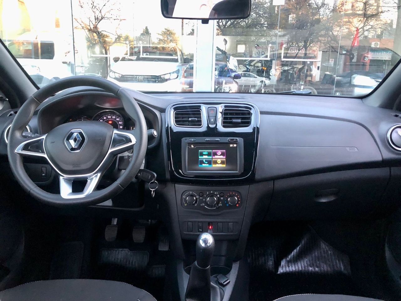 Renault Sandero Usado Financiado en Córdoba, deRuedas