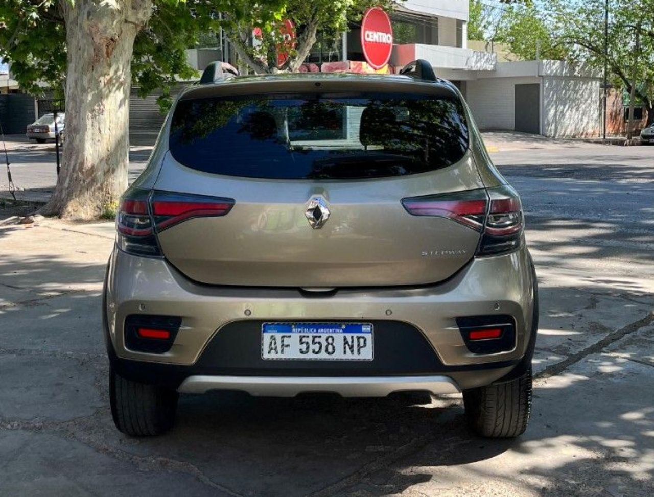 Renault Sandero Usado en Mendoza, deRuedas
