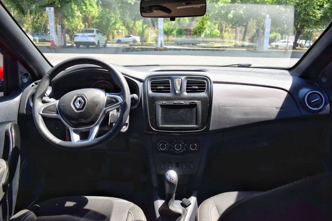 Renault Sandero Usado Financiado en Mendoza, deRuedas