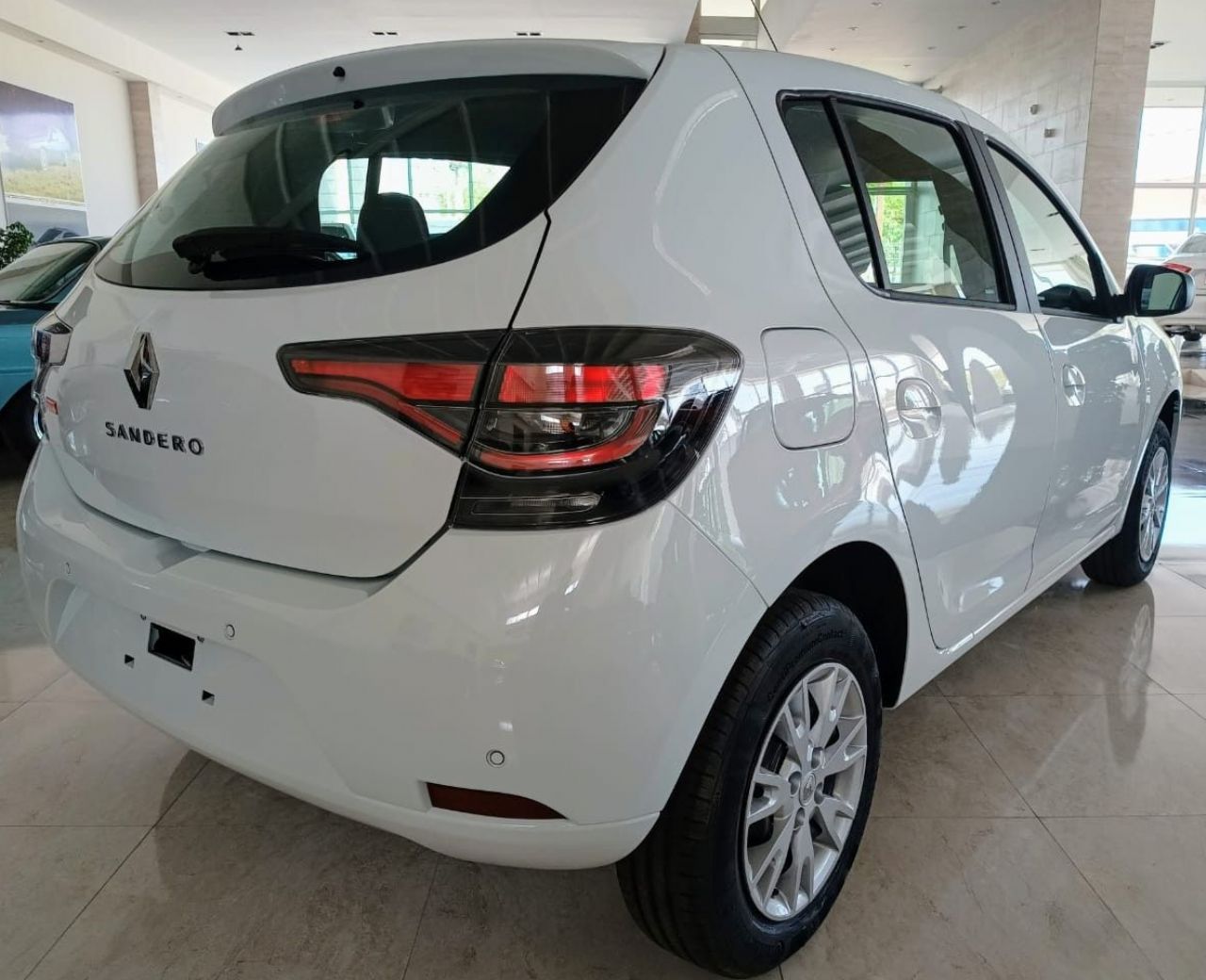 Renault Sandero Nuevo en San Juan, deRuedas
