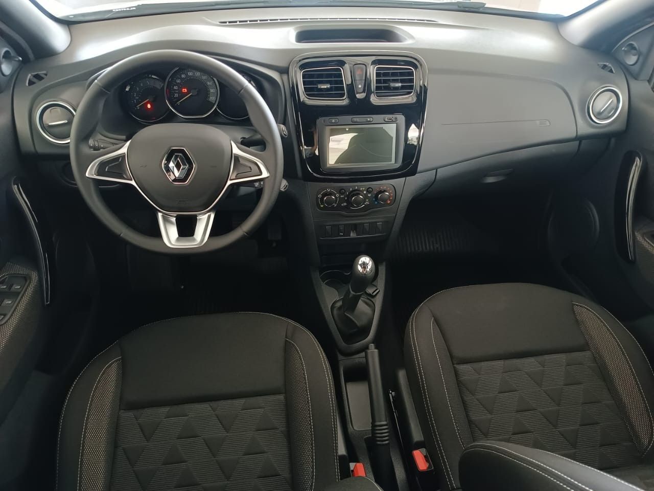 Renault Sandero Nuevo en San Juan, deRuedas