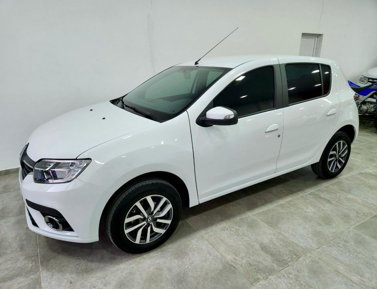 Renault Sandero Usado en Córdoba, deRuedas
