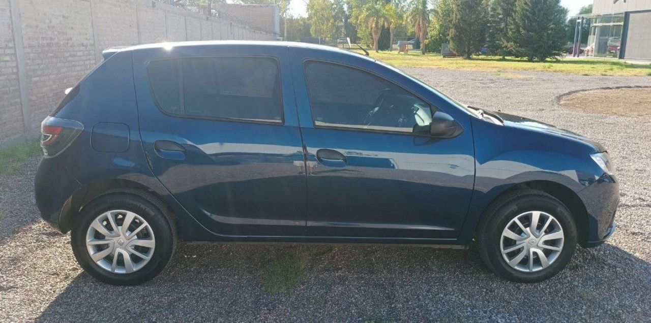 Renault Sandero Usado en San Juan, deRuedas