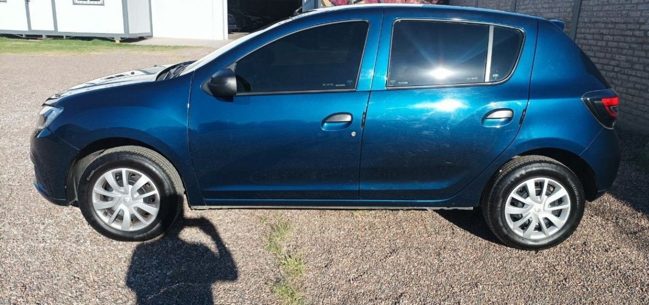 Renault Sandero Usado en San Juan, deRuedas