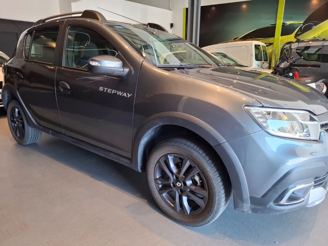 Renault Sandero Usado Financiado en Córdoba, deRuedas