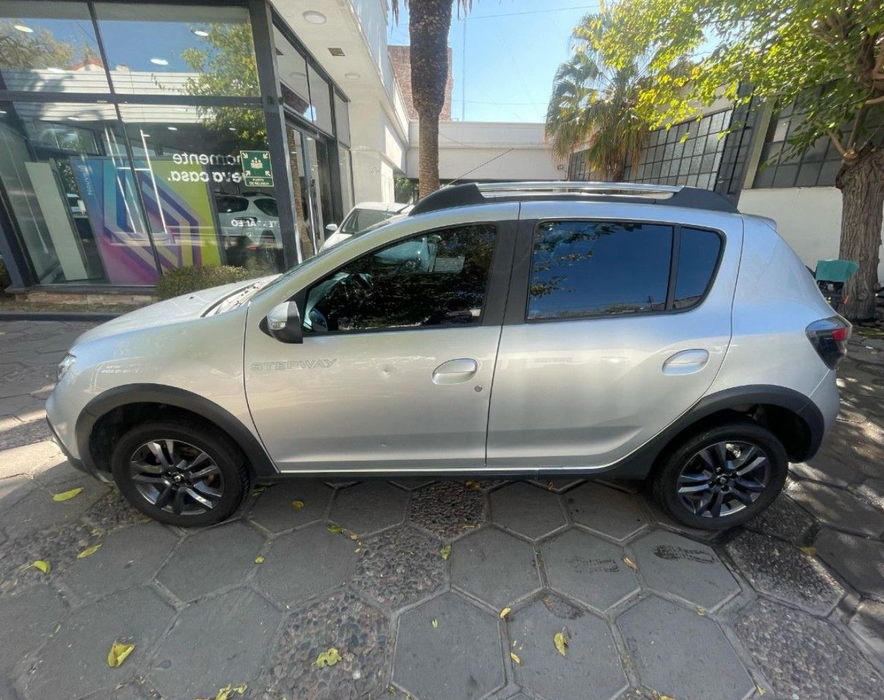Renault Sandero Usado en Mendoza, deRuedas